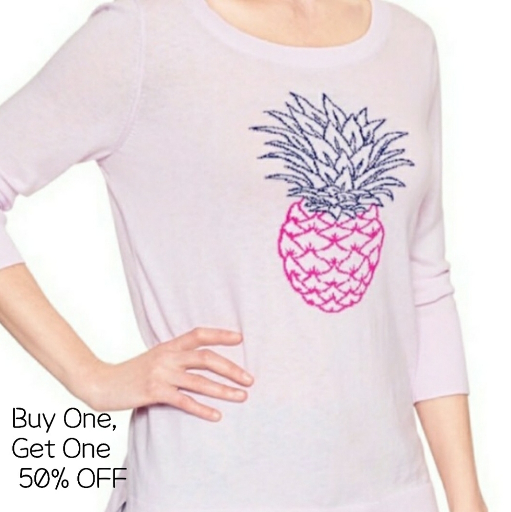 GAP Pink Pineapple Lightweight Sweater Medium